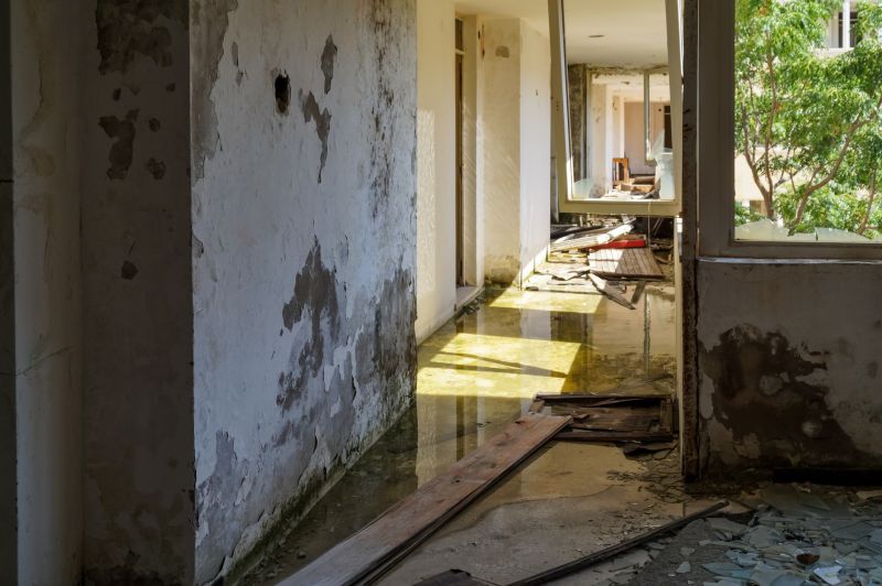 Emergency Water Damage Cleanup in Scottsdale, AZ